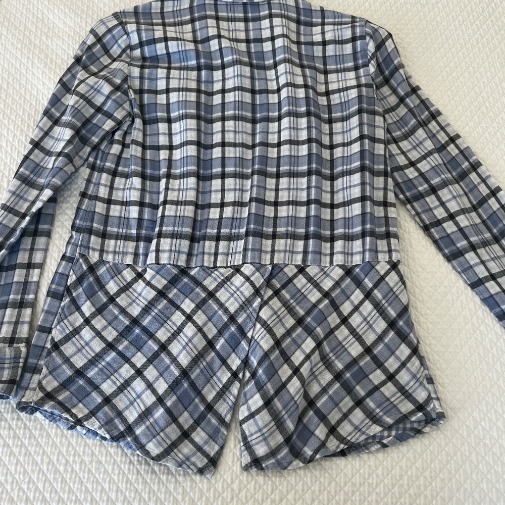 Splendid button down shirt - Picture 2 of 2